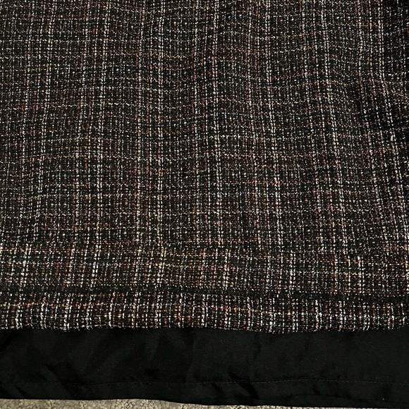 Loft skirt size 10 NWOT. - Picture 4 of 4